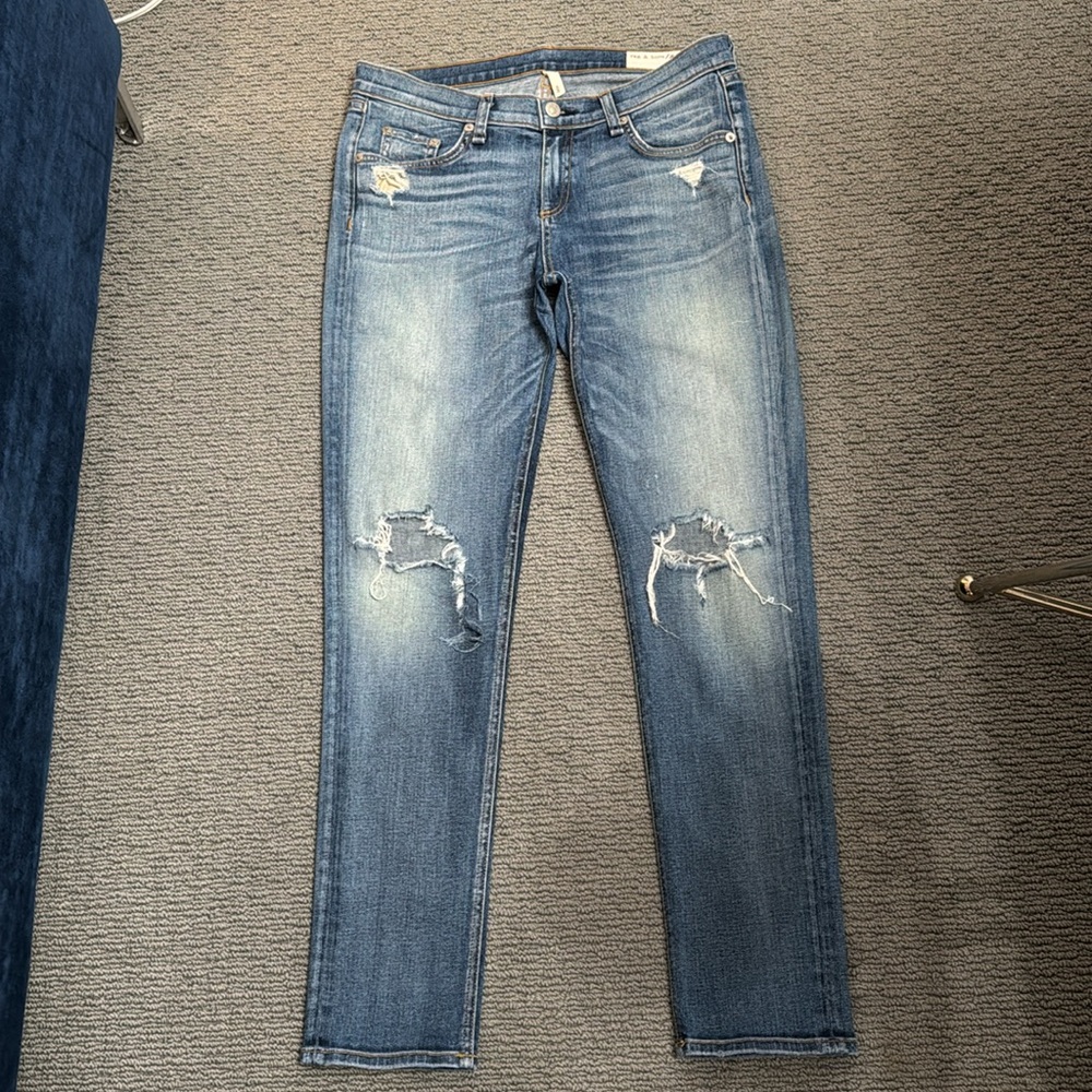 Rag&Bone Jeans women’s Dash distressed jeans color Wembly Size 26